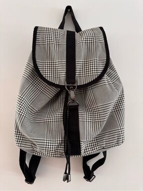 Black & White Plaid Drawstring Backpack
